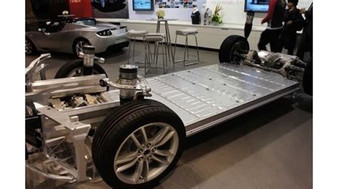 Tesla Battery In The Model S Costs "Less Than A Quarter" Of The Car In ...