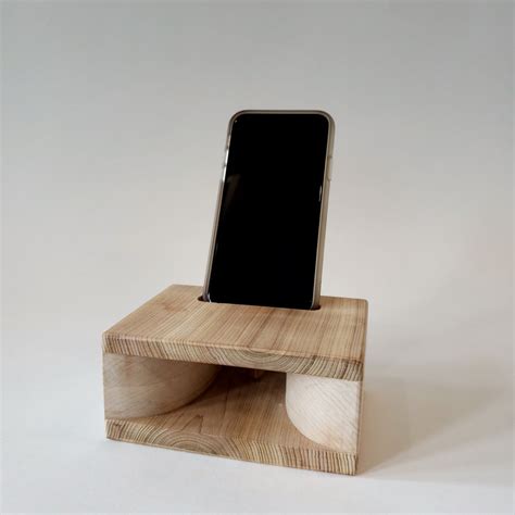 Wooden Passive Amplifier And Smartphone Stand Walnut And Denmark ...