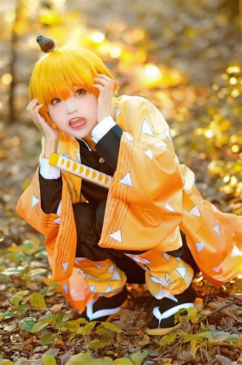 Best Cosplay of Agatsuma Zenitsu (我妻 善逸) | Real Life Zenitsu | Manga ...