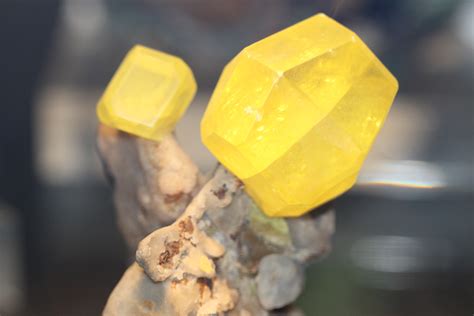 Sulphur Mineral Specimen | howardfenstermanminerals.com