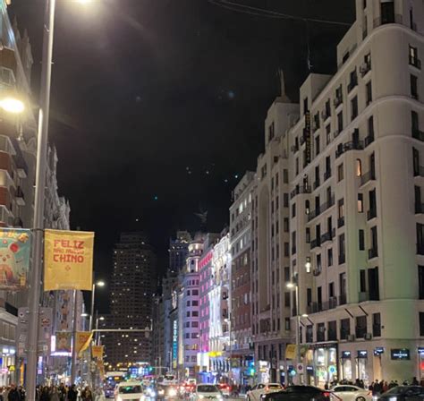 Shopping-Gran-Via-Madrid • YeahThatsKosher