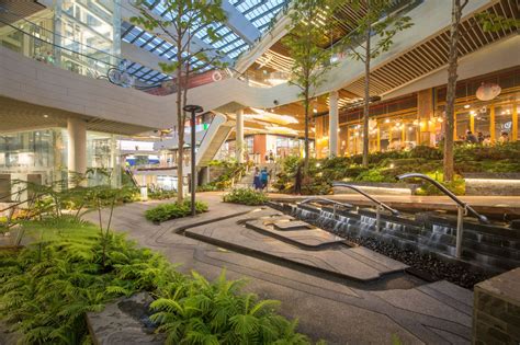 How Landscape Design Can Attract Shopping Mall Foot Traffic | RedFlag