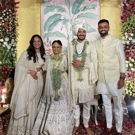 Axar Patel Wedding Photos: Check out Axar patel's wedding pics