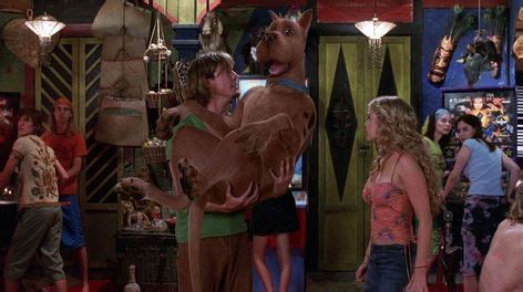 Matthew Lillard, Isla Fisher, and Neil Fanning in Scooby-Doo (2002 ...