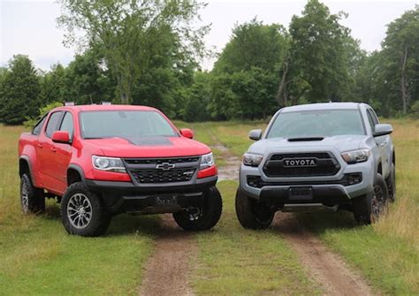 2017 Chevy Colorado ZR2 vs Toyota Tacoma TRD Pro: Off-Road.com