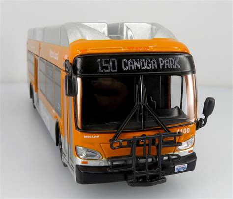 New Flyer Xcelsior XN40 Transit Los Angeles Metro Bus (1/64 Scale ...