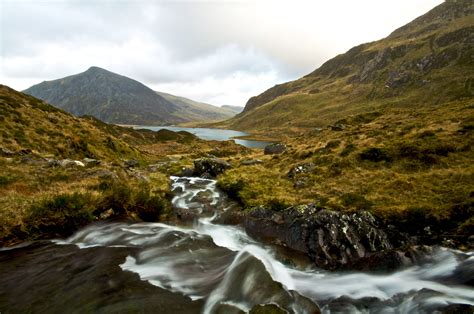 welsh stream | Snowdonia national park, Snowdonia, Wales snowdonia