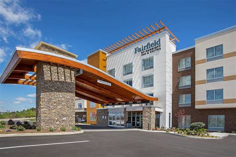 FAIRFIELD INN & SUITES BY MARRIOTT PIGEON FORGE $87 ($̶1̶1̶9̶ ...