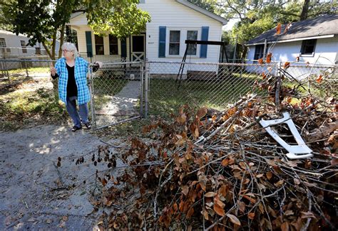 Hurricane Matthew recovery a haul for thousands | News | postandcourier.com