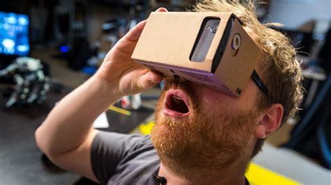 How to make Google's DIY Cardboard VR Headset at Home