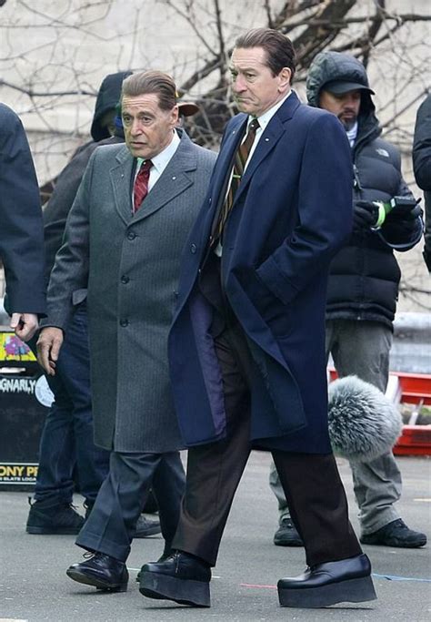 Robert De Niro On The Set Of "The Irishman" (2 pics)