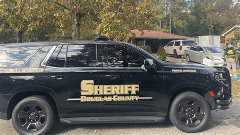 Douglas County Sheriff's deputy injured during shooting, GBI investigating