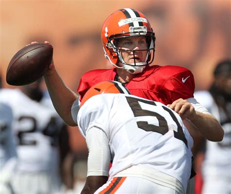 Barkevious Mingo stays positive, Scott Solomon 'plays like a Brown ...