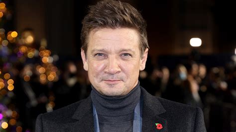 Jeremy Renner's family shares health update: 'He is a fighter' and is ...