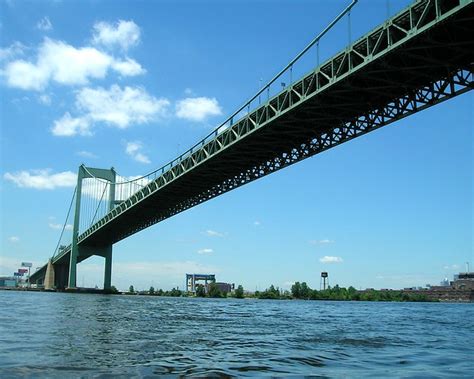 Walt Whitman Bridge over the Delaware River, Pennsylvania-New Jersey ...