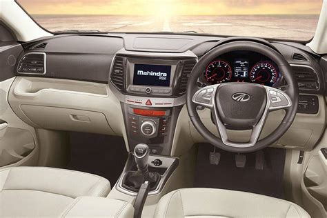 Mahindra XUV300 Images, XUV 300 Interior & Exterior Photos, 360 View ...