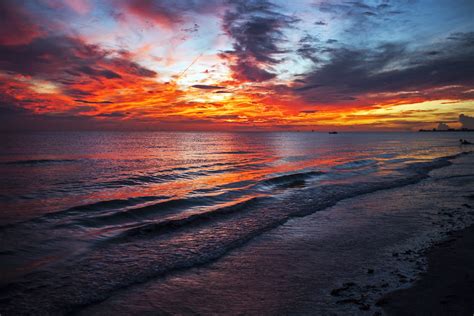 Colorful Clearwater | Sunset at Clearwater Beach, FL!! Enjoy… | Flickr