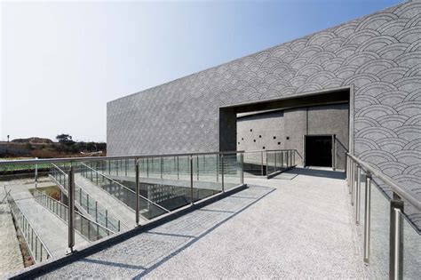 Mortuary Services Office in Kaohsiung City / C.M. Chao Architect ...