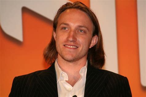 Chad Hurley deja el puesto de CEO de YouTube