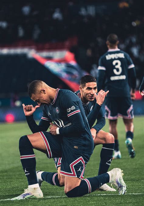 Celebration of Kylian Mbappé and Achraf Hakimi against Lorient ...