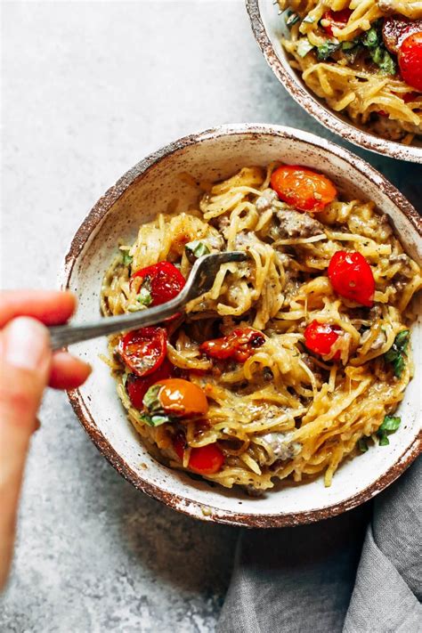 Whole30 Spaghetti Noodles With Beef And Tomatoes - Paleo Gluten Free