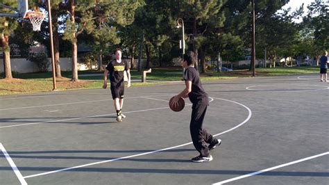 1v1 Basketball 🏀 - YouTube