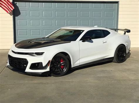 Chevrolet Camaro ZL1 1LE painted in Summit White Photo taken by ...