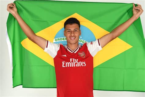 Gabriel Martinelli | Age, Career, Net Worth, Dating, Engaged, Arsenal ...