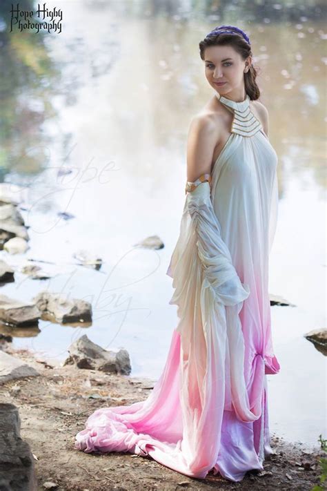 Padme Amidala from Star Wars Episode II: Attack of the Clones Lake Gown ...