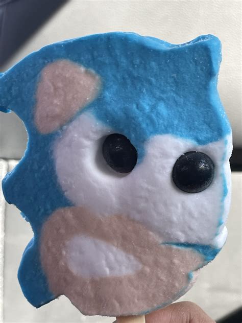 My Sonic popsicle has black gumball eyes : r/SonicTheHedgehog