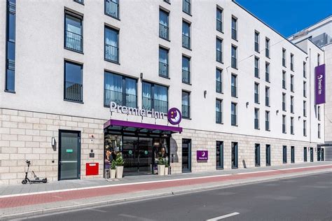 PREMIER INN DUESSELDORF CITY CENTRE HOTEL: UPDATED 2020 Reviews, Price ...