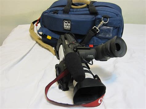 Canon XL2 MiniDV 3CCD Professional Camcorder With a Porta Brace Case ...