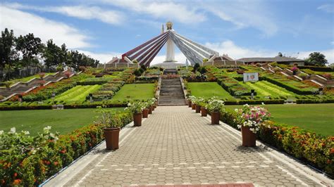 Print my day: Divine Mercy Shrine at El Salvador- Philippines