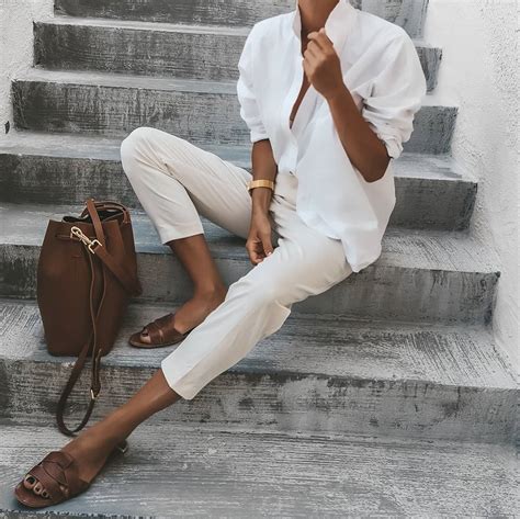 Le Fashion: Neutral Classics Never Go Out of Style