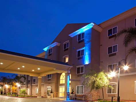 Hawthorne Hotel near LAX | Holiday Inn Express & Suites Los Angeles ...