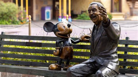 New Walt Disney & Mickey Mouse Statue Debuts at Hong Kong Disneyland ...