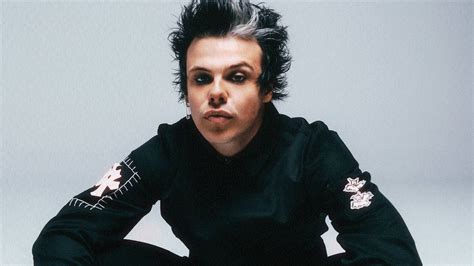 YUNGBLUD kicks off his next era with new single Lowlife | Kerrang!