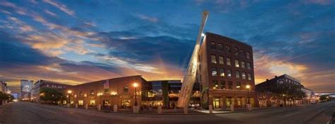 Louisville Slugger Museum & Factory : GoToLouisville.com Official ...