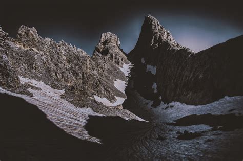 Dark Mountain Desktop Wallpaper