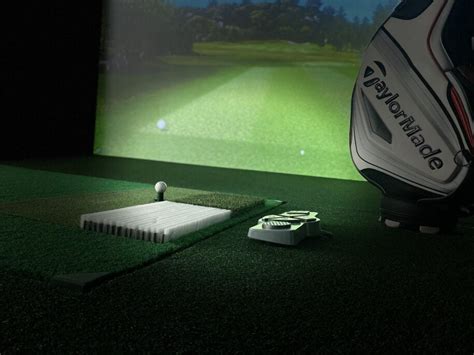 Find A Golf Simulator Near Me! (Best Resource!) - Find Indoor Golf Near You