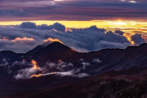 Haleakala Sunrise Maui Tour | Best Haleakalā Tour | Volcano Tours