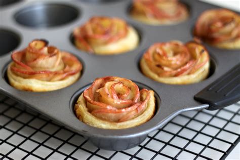 Blooming Flower Apple Pie (Easiest Mini Pie Recipe to Try!) | eHow