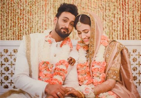 Sana Javed and Umair Jaswal wedding Pictures - Story.com.pk