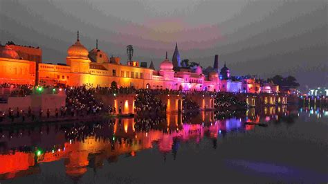 "Golden Ramayana" to Grace Ayodhya's Ram Mandir, Gifted by Former IAS ...