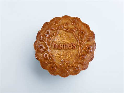 Mixed Nuts and Seeds Baked Mooncake - Home's Favourite