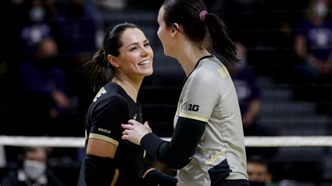 Purdue volleyball leans on seniors for NCAA tournament