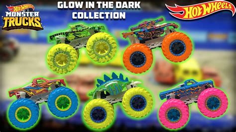 Hot Wheels Monster Trucks Glow In The Dark 1:64 Scale Toy Trucks ...