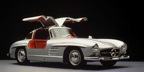 25 Best Classic Cars To Drive - Top Vintage Cars of All Time