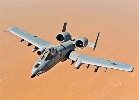 A-10 Warthog Thunderbolt II Can Fly with Just a Single Engine and Half ...