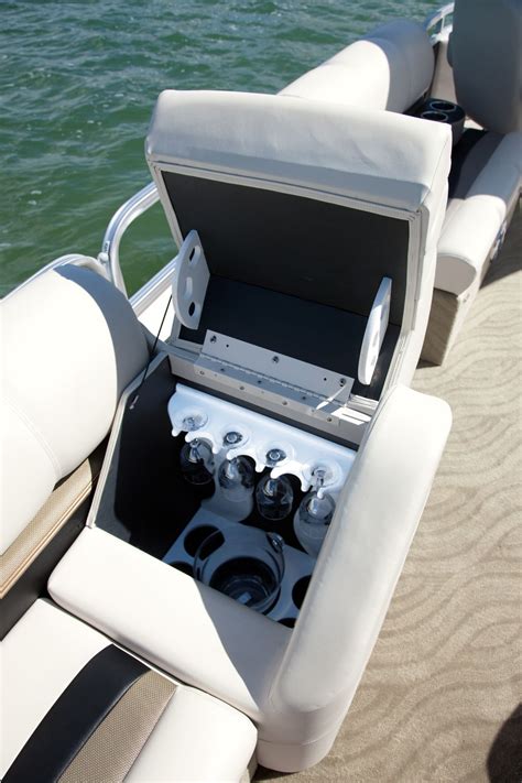 Pontoon extras Pontoon Boat Seats, Pontoon Boat Party, Pontoon Stuff ...